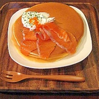 簡単アレンジ★サーモンクリームチーズのパンケーキ